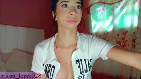Snapshot of sara_lopee1 chatting on February 2025 12:25:02 PM sara_lopee1 online show from February 2025 12:25:02 PM
