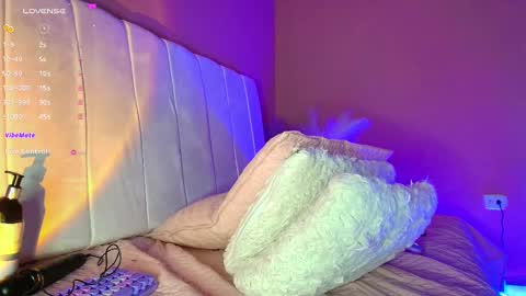 Snapshot of sara_lopee1 chatting on March 2025 10:37:02 AM sara_lopee1 online show from March 2025 10:37:02 AM