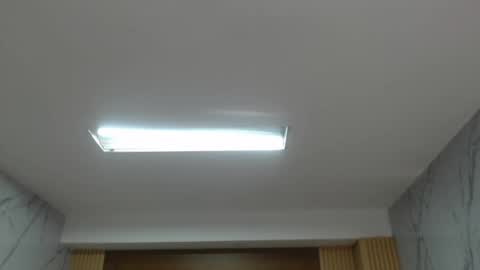 Sara  online show from April 2026 01:51:02 PM