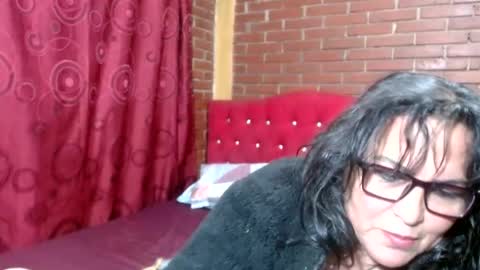 Snapshot of sara_love43 chatting on June 2026 06:27:02 AM Sara love online show from June 2026 06:27:02 AM