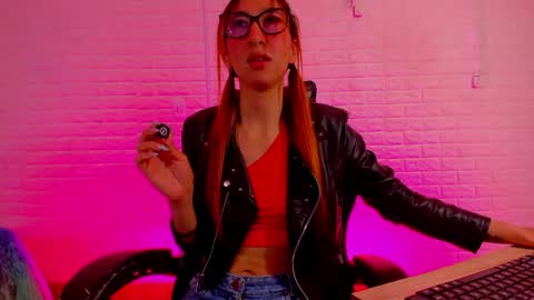 Snapshot of sara_love_1 chatting on May 2026 03:26:01 AM Sara Love online show from May 2026 03:26:01 AM