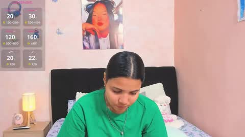Snapshot of sara_mendez2_ chatting on June 2026 11:30:02 PM Sara Mendez online show from June 2026 11:30:02 PM