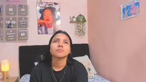 Snapshot of sara_mendez2_ chatting on June 2026 12:00:01 AM Sara Mendez online show from June 2026 12:00:01 AM