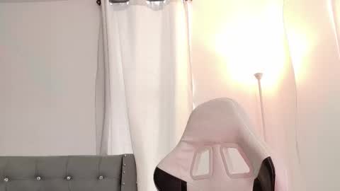 Sara online show from March 2026 06:22:02 PM