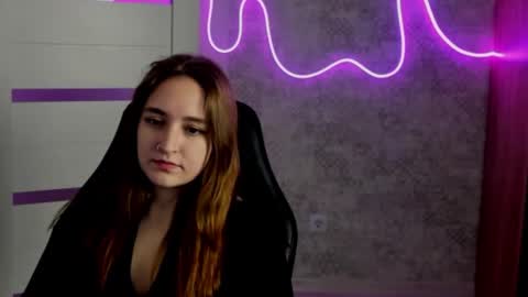 Sara online show from March 2026 11:00:02 PM