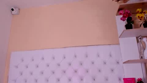 sara_salgado online show from October 2025 11:10:01 AM