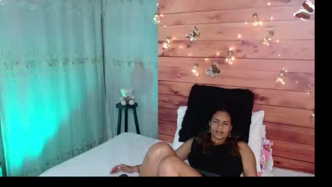 Snapshot of sara_thompson01 chatting on March 2026 04:50:02 AM SARA online show from March 2026 04:50:02 AM