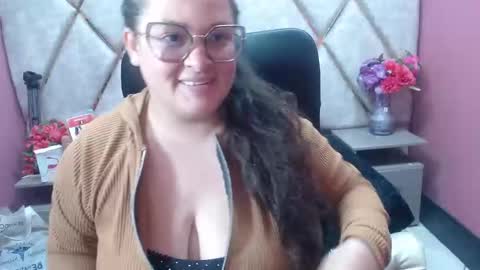 sara_thonson_ online show from February 2026 03:37:02 AM