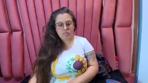 sara_thonson_ online show from July 2026 03:43:02 AM