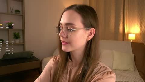 Im Sara  online show from April 2026 07:08:01 PM