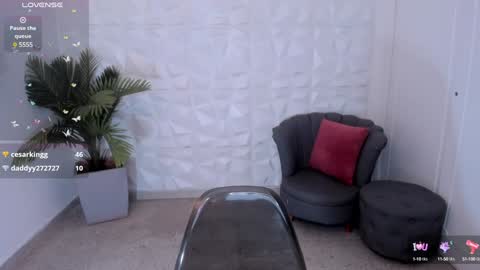 Snapshot of saraamills chatting on December 2024 02:23:01 AM Sara online show from December 2024 02:23:01 AM