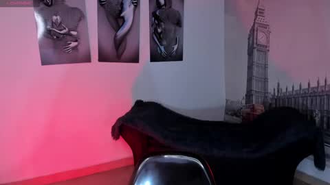 Snapshot of saraamills chatting on March 2025 07:38:01 PM Sara online show from March 2025 07:38:01 PM