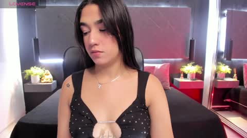 Snapshot of saraamills chatting on March 2026 03:40:01 AM Sara online show from March 2026 03:40:01 AM