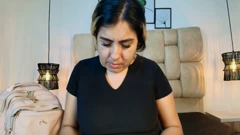 sarablonde_t online show from April 2026 07:22:01 PM