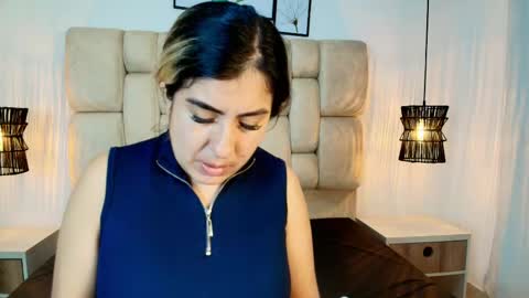 Snapshot of sarablonde_t chatting on April 2026 07:33:02 PM sarablonde_t online show from April 2026 07:33:02 PM