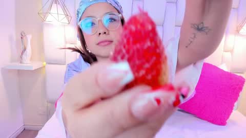 Sara online show from April 2026 12:13:02 AM