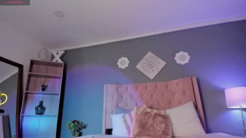 Sarada Parker online show from March 2025 06:12:01 PM