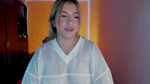 saradiazxxx online show from April 2026 08:15:02 AM