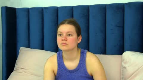 Sara online show from April 2026 04:52:02 PM