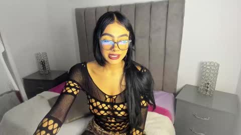 Snapshot of sarah__bigboobs chatting on January 2025 10:48:01 PM sarah__bigboobs online show from January 2025 10:48:01 PM