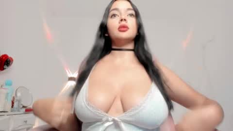 sarah online show from March 2026 01:32:02 AM