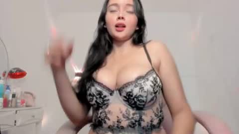 Snapshot of sarah_angelll chatting on June 2026 12:32:02 AM sarah online show from June 2026 12:32:02 AM