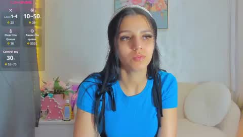 Snapshot of sarah_blake_ chatting on June 2026 07:57:02 AM Sara online show from June 2026 07:57:02 AM