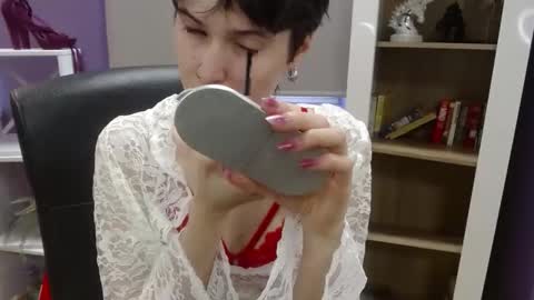 Snapshot of sarah_desire01 chatting on March 2026 07:47:01 AM Sarah online show from March 2026 07:47:01 AM