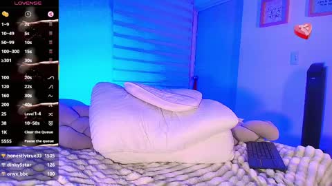 Sarah   online show from April 2026 07:45:01 AM