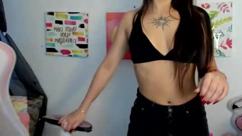 Sarah Ramirez online show from December 2024 09:53:02 AM