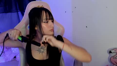 Sarah Ramirez online show from January 2025 04:30:02 AM