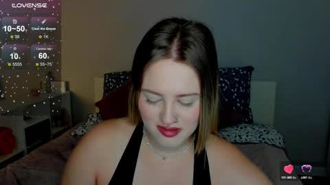 Sarah online show from September 2025 12:32:01 AM