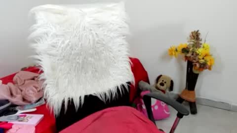 Snapshot of sarah_sweett chatting on April 2026 09:53:02 PM Sarah online show from April 2026 09:53:02 PM