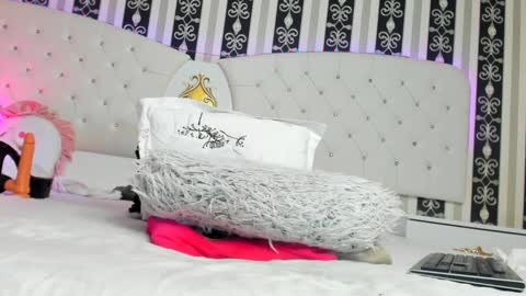 Sarah online show from March 2025 02:43:02 AM