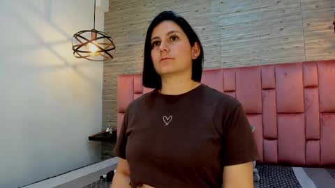 Sarah Deyvis online show from February 2025 08:41:01 PM