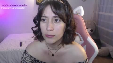 Snapshot of sarahdressler chatting on February 2025 11:01:02 PM sarahdressler online show from February 2025 11:01:02 PM