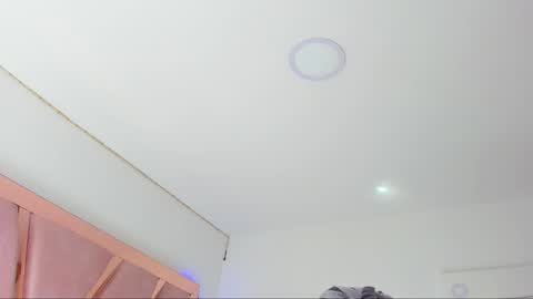 sarahhensoon online show from January 2026 03:05:01 PM