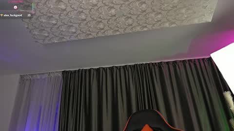 Sarahjadore online show from March 2025 07:54:01 PM