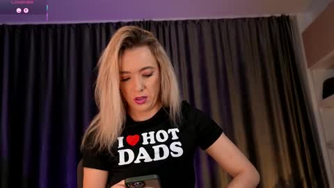 Sarahjadore online show from January 2026 07:37:02 PM