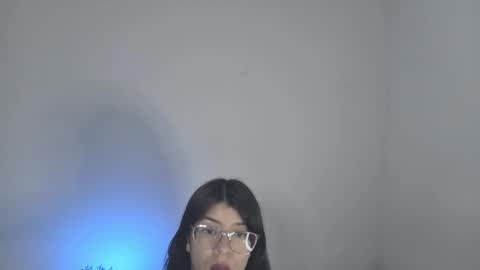 Sarah  online show from September 2025 06:46:01 PM