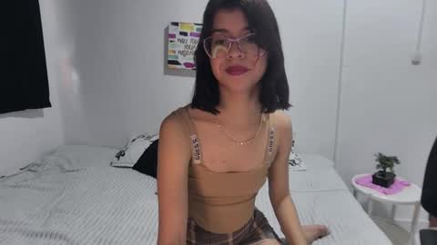 Sarah  online show from October 2025 06:41:01 PM