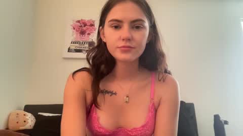 SarahxOliver online show from January 2025 03:35:01 PM