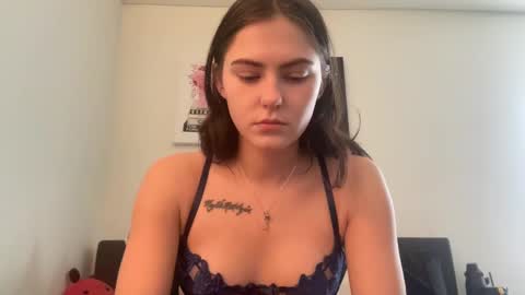 SarahxOliver online show from January 2025 03:59:02 PM