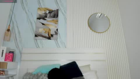 Sara Lewis online show from April 2026 11:25:02 AM