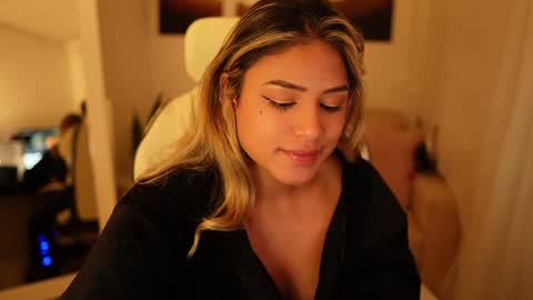 Sara online show from December 2024 11:16:01 PM