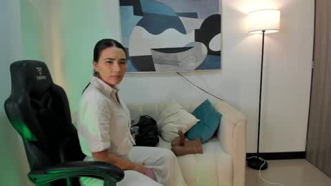 I am Sara  online show from June 2026 12:34:02 AM