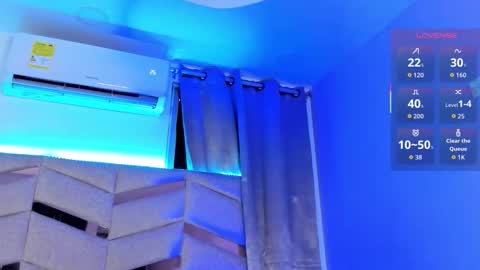 Snapshot of sararoy_ chatting on December 2025 12:23:02 PM Sara online show from December 2025 12:23:02 PM