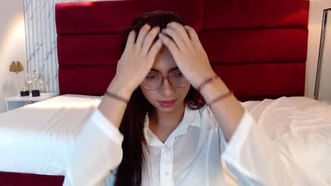 Sara online show from January 2025 11:02:01 PM