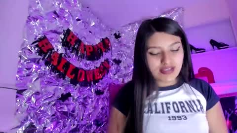 sarastonesx online show from October 2025 08:00:02 AM