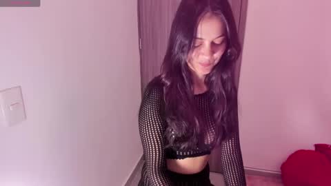 Sara   online show from April 2026 03:16:01 PM